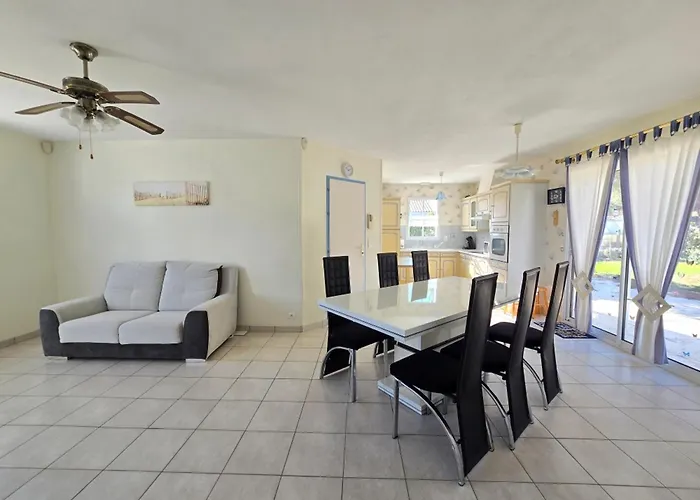 Maison Moderne Pres De La Mer, 6 Pers, Terrasse, A St Jean De Monts - Fr-1-777-17